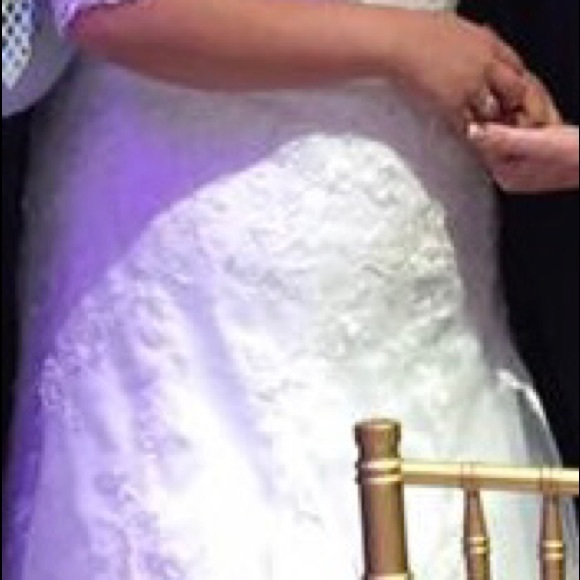 Wedding Dress Size 16 - Picture 6 of 16